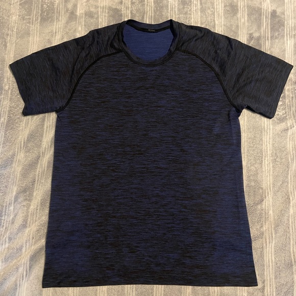 lululemon Metal Vent Tech T Shirt (Navy/Black) - Picture 2 of 3